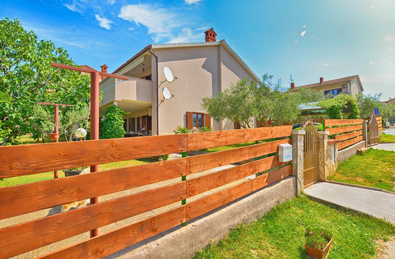 Apartments Chiara 877 Pula Exterior photo